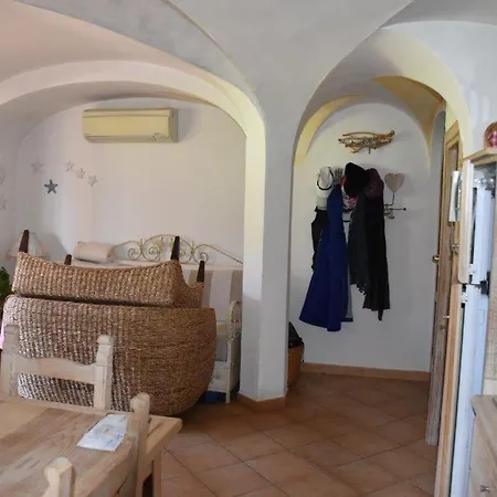 Appartamento Tamarici Garden Cannigione